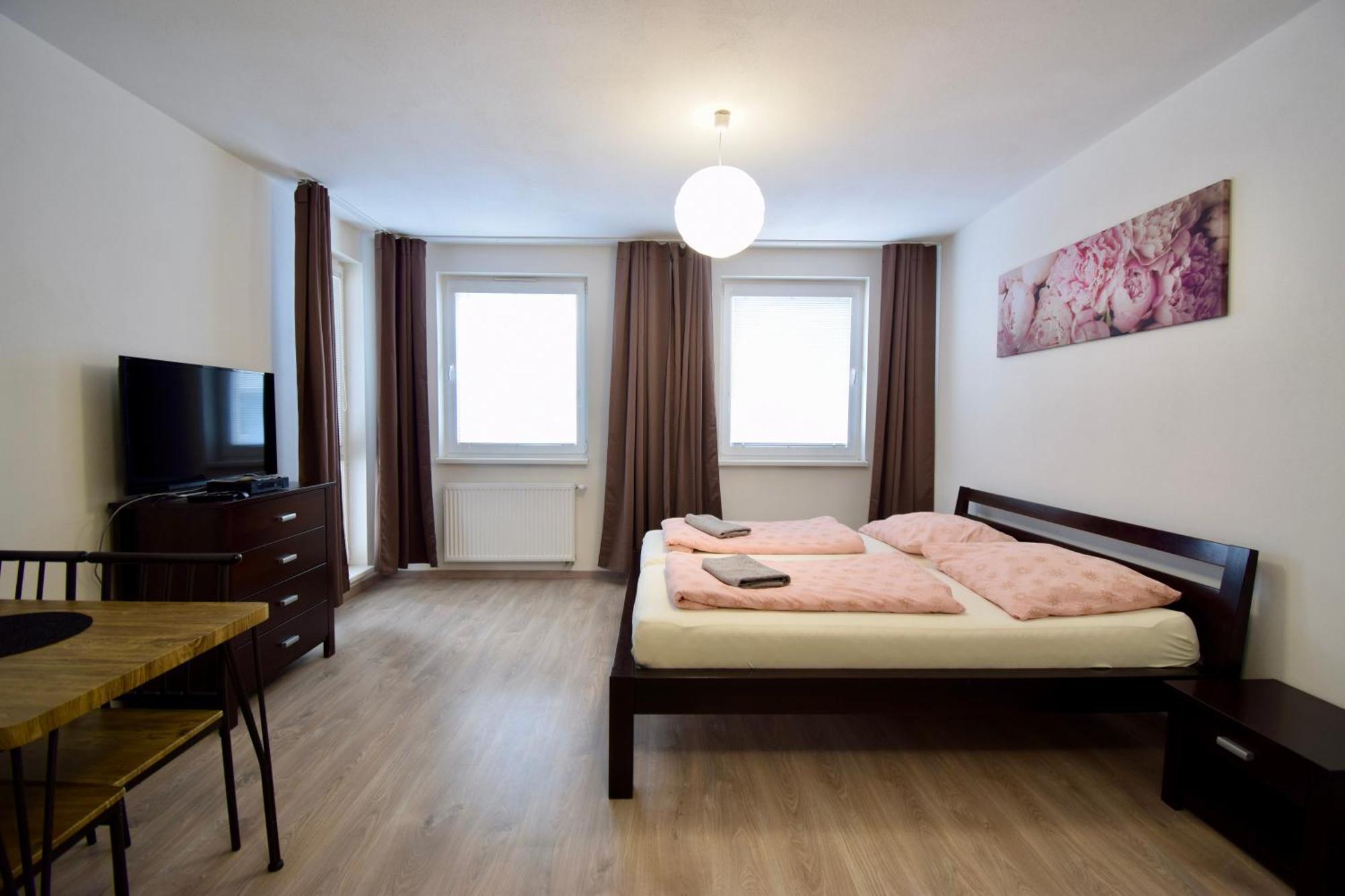 Apartman Zlatovska 22B Trenčín Buitenkant foto